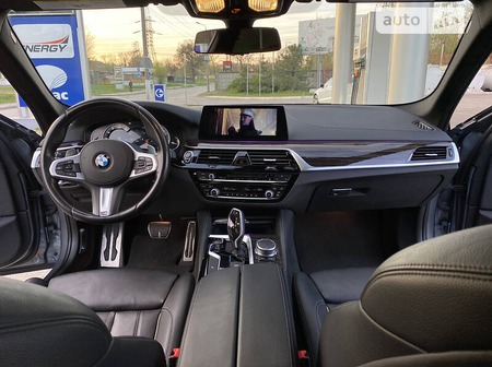 BMW 540 2017  випуску Запоріжжя з двигуном 0 л  седан  за 42500 долл. 