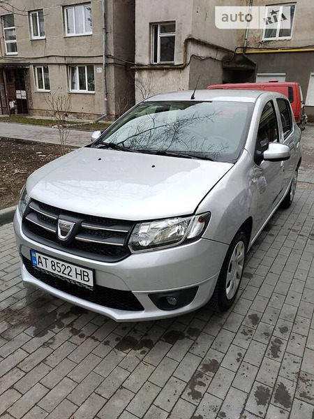 Dacia Sandero 2013  випуску Івано-Франківськ з двигуном 1.2 л  хэтчбек механіка за 5499 долл. 