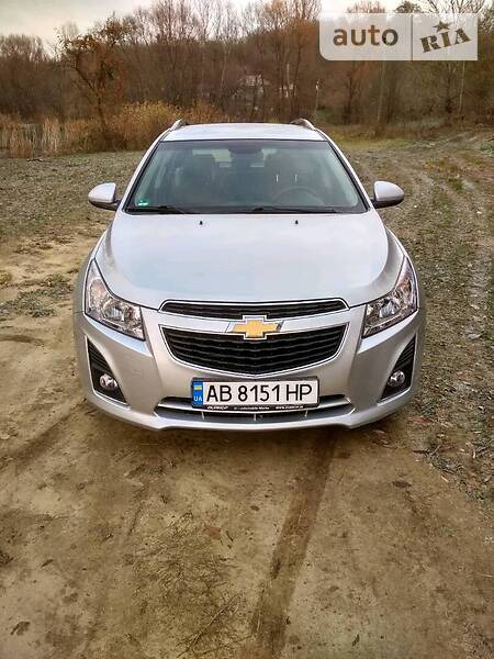 Chevrolet Cruze 2012  випуску Вінниця з двигуном 2 л дизель універсал механіка за 9000 долл. 