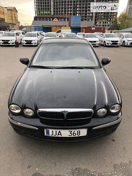 Jaguar X-Type 2003  випуску Київ з двигуном 3 л бензин седан автомат за 1399 долл. 