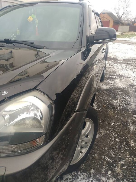 Hyundai Tucson 2007  випуску Київ з двигуном 2 л  позашляховик механіка за 7300 долл. 