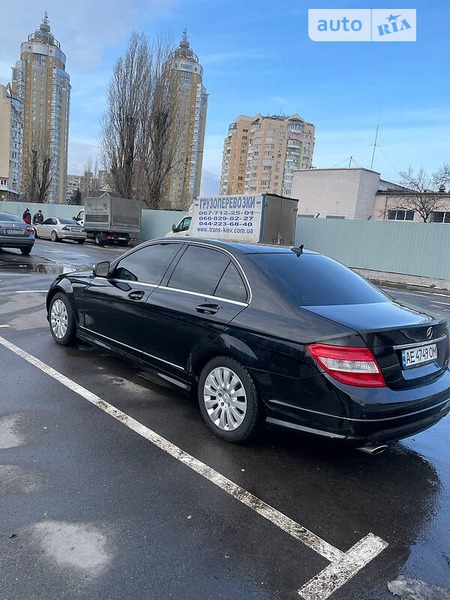 Mercedes-Benz C 300 2008  випуску Київ з двигуном 3 л  седан автомат за 9000 долл. 