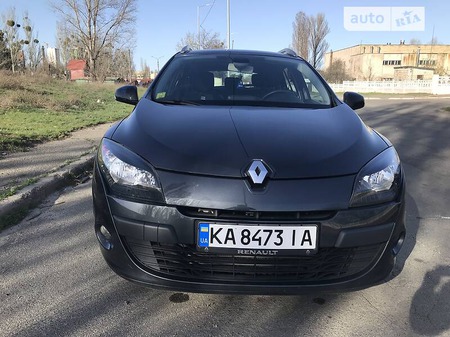 Renault Megane 2011  випуску Київ з двигуном 0 л дизель універсал механіка за 8500 долл. 