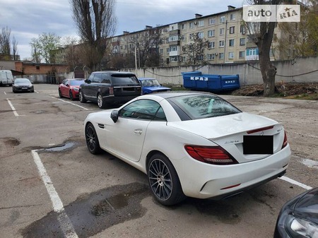 Mercedes-Benz SLC 43 AMG 2017  випуску Полтава з двигуном 3 л  кабріолет  за 37000 долл. 