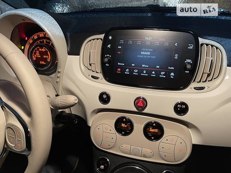 Fiat 500 2019  випуску Київ з двигуном 1.2 л бензин хэтчбек  за 14000 долл. 