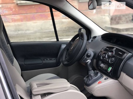 Renault Scenic 2003  випуску Хмельницький з двигуном 0 л бензин хэтчбек механіка за 3999 долл. 