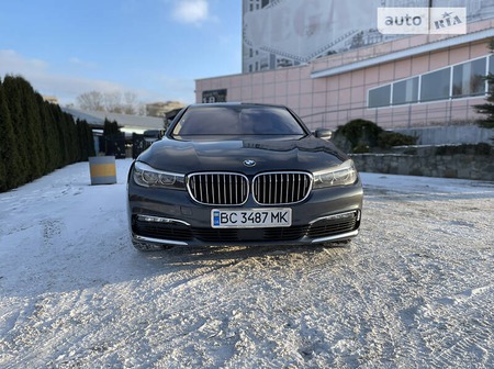 BMW 740 2016  випуску Львів з двигуном 3 л бензин седан автомат за 38900 долл. 
