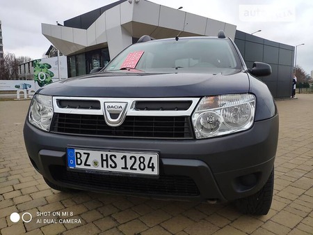 Dacia Duster 2013  випуску Львів з двигуном 1.6 л бензин позашляховик механіка за 9100 долл. 