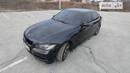 BMW 325 2006  випуску Дніпро з двигуном 2.5 л бензин седан автомат за 8800 долл. 