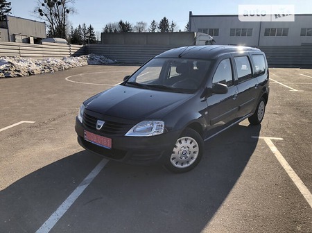 Dacia Logan MCV 2009  випуску Рівне з двигуном 1.4 л бензин універсал механіка за 4499 долл. 