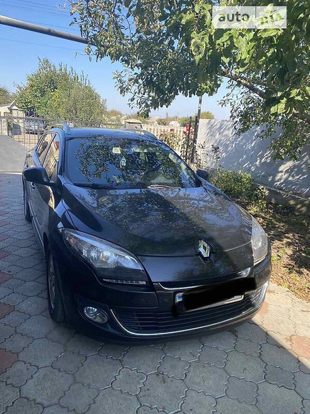 Renault Megane 2013  випуску Черкаси з двигуном 1.5 л дизель універсал автомат за 7999 долл. 