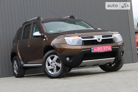 Dacia Duster 2012  випуску Львів з двигуном 0 л дизель позашляховик механіка за 8999 долл. 