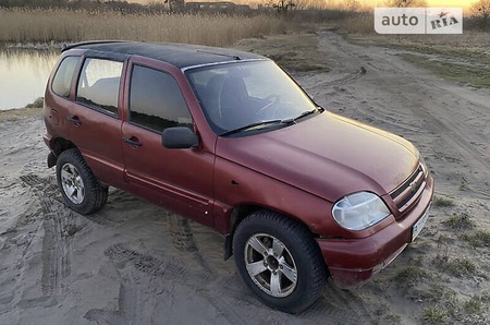 Chevrolet Niva 2007  випуску Дніпро з двигуном 1.7 л бензин позашляховик механіка за 3200 долл. 