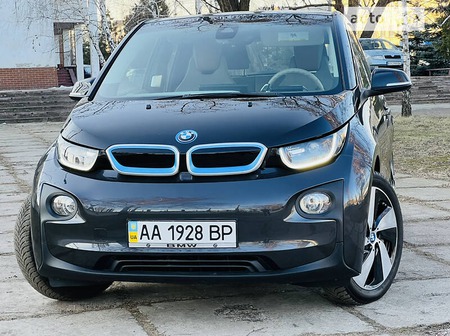 BMW i3 2015  випуску Київ з двигуном 0 л електро хэтчбек автомат за 15900 долл. 