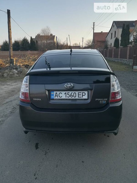 Toyota Prius 2007  випуску Луцьк з двигуном 0 л гібрид хэтчбек автомат за 7800 долл. 