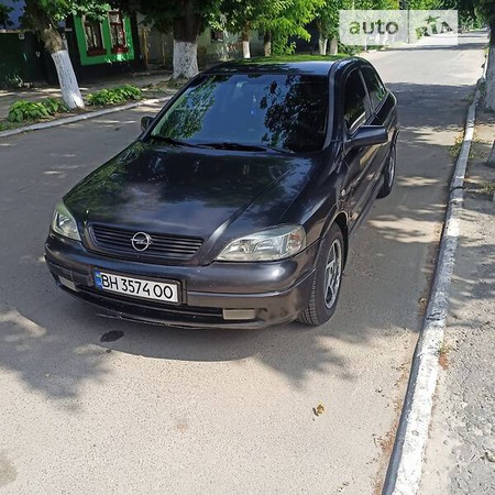 Opel Astra 1998  випуску Одеса з двигуном 0 л бензин хэтчбек  за 3200 долл. 