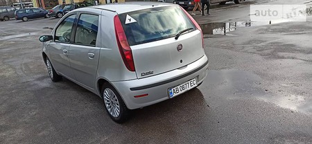 Fiat Punto 2009  випуску Вінниця з двигуном 1.3 л бензин хэтчбек механіка за 5100 долл. 