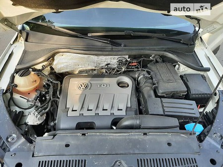 Volkswagen Tiguan 2011  випуску Ужгород з двигуном 2 л дизель позашляховик механіка за 12300 долл. 