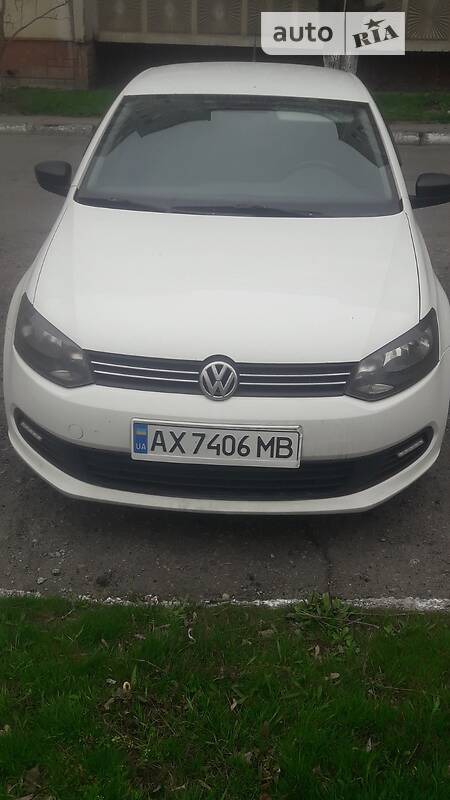 Volkswagen Polo 2011  випуску Полтава з двигуном 0 л  седан механіка за 4700 долл. 