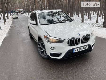 BMW X1 2018  випуску Чернівці з двигуном 2 л бензин позашляховик автомат за 24700 долл. 