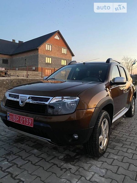 Dacia Duster 2012  випуску Івано-Франківськ з двигуном 1.5 л дизель позашляховик механіка за 9400 долл. 