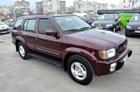 Infiniti QX40 1997  випуску Львів з двигуном 3.3 л  позашляховик автомат за 5500 долл. 