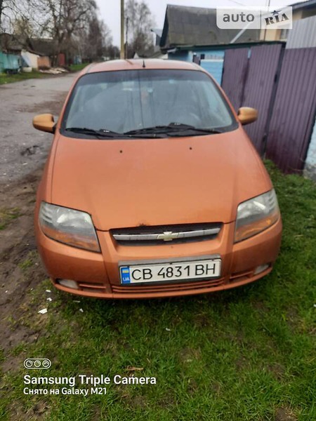 Chevrolet Aveo 2006  випуску Чернігів з двигуном 1.5 л  седан механіка за 3800 долл. 