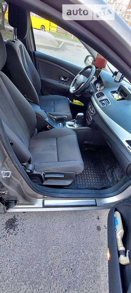 Renault Megane 2011  випуску Тернопіль з двигуном 1.5 л дизель універсал автомат за 6700 долл. 