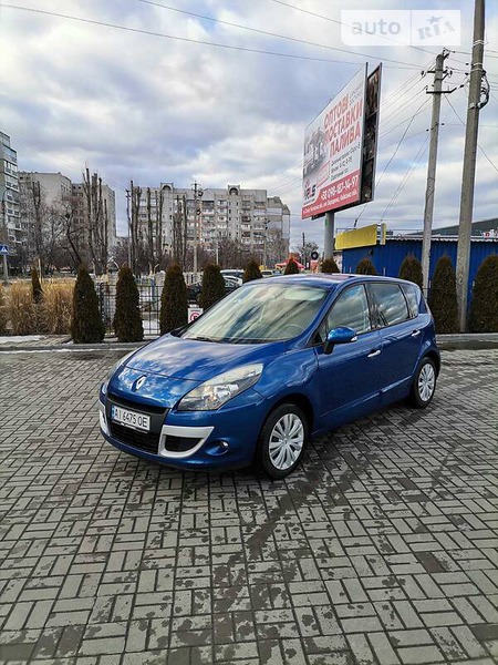 Renault Scenic 2011  випуску Черкаси з двигуном 1.4 л бензин мінівен механіка за 7450 долл. 