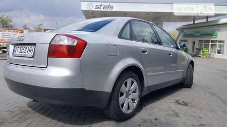 Audi A4 Limousine 2003  випуску Івано-Франківськ з двигуном 1.9 л дизель седан механіка за 4700 долл. 