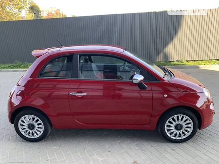 Fiat 500 2011  випуску Львів з двигуном 1.2 л бензин хэтчбек механіка за 5600 долл. 