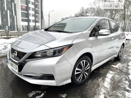 Nissan Leaf 2018  випуску Харків з двигуном 0 л електро хэтчбек автомат за 19700 долл. 