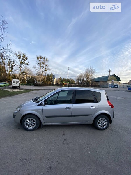 Renault Scenic 2006  випуску Тернопіль з двигуном 1.6 л бензин мінівен механіка за 4499 долл. 