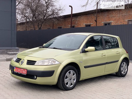 Renault Megane 2003  випуску Хмельницький з двигуном 1.6 л бензин хэтчбек механіка за 3700 долл. 