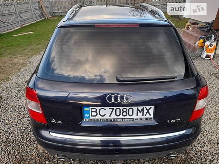 Audi A4 Limousine 2002  випуску Львів з двигуном 1.8 л  універсал механіка за 6800 долл. 