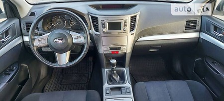 Subaru Outback 2012  випуску Київ з двигуном 2 л дизель універсал механіка за 8800 долл. 