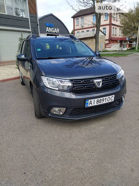 Dacia Logan MCV 2018  випуску Черкаси з двигуном 0 л бензин універсал механіка за 7850 долл. 