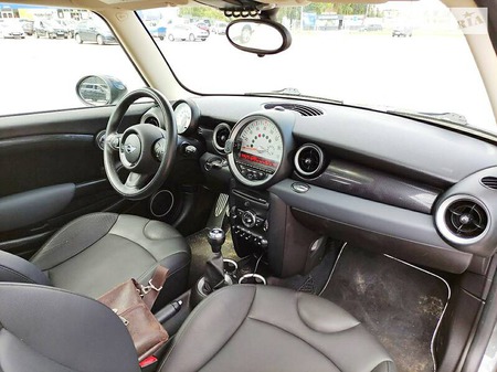 Mini Clubman 2012  випуску Житомир з двигуном 1.6 л бензин універсал механіка за 8900 долл. 