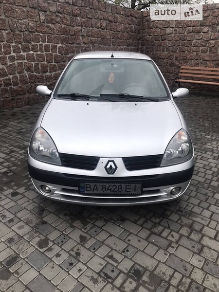Renault Clio 2005  випуску Кропивницький з двигуном 1.4 л  седан механіка за 3999 долл. 