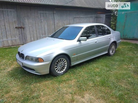 BMW 525 1997  випуску Івано-Франківськ з двигуном 2.5 л бензин седан автомат за 5200 долл. 