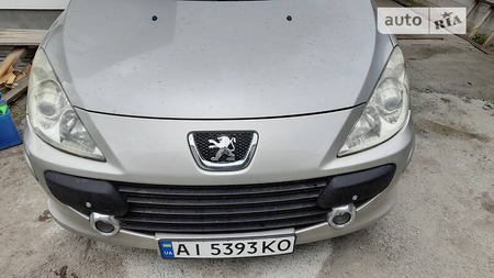 Peugeot 307 2006  випуску Київ з двигуном 0 л бензин хэтчбек автомат за 5200 долл. 