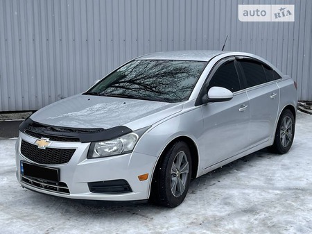 Chevrolet Cruze 2012  випуску Київ з двигуном 1.4 л  седан автомат за 6890 долл. 