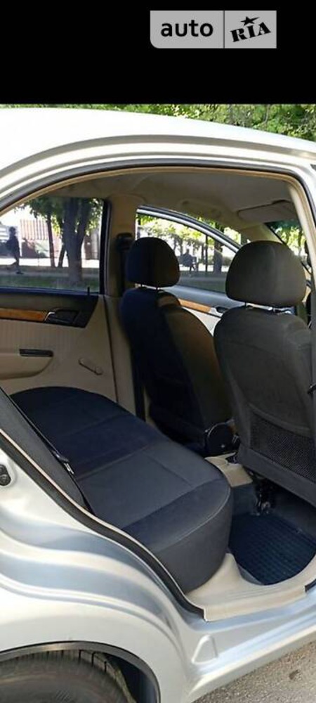 Chevrolet Aveo 2008  випуску Дніпро з двигуном 1.6 л бензин седан механіка за 3950 долл. 