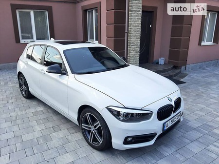 BMW 118 2017  випуску Київ з двигуном 0 л дизель хэтчбек автомат за 19700 долл. 