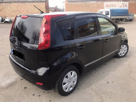 Nissan Note 2011  випуску Рівне з двигуном 1.5 л бензин хэтчбек автомат за 7700 долл. 