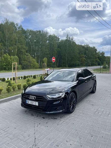 Audi A8 2021  випуску Львів з двигуном 3 л дизель седан автомат за 88000 долл. 