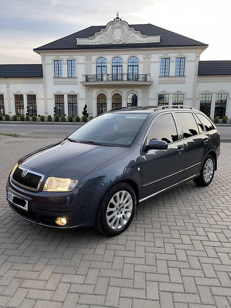 Skoda Fabia 2007  випуску Ужгород з двигуном 1.9 л дизель універсал механіка за 5150 долл. 