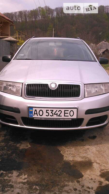 Skoda Fabia 2003  випуску Ужгород з двигуном 1.9 л дизель універсал механіка за 4300 долл. 