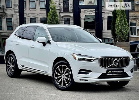 Volvo XC60 2020  випуску Київ з двигуном 2 л бензин позашляховик автомат за 42500 долл. 