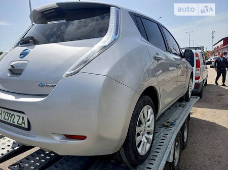 Nissan Leaf 2013  випуску Вінниця з двигуном 0 л електро хэтчбек автомат за 11700 долл. 